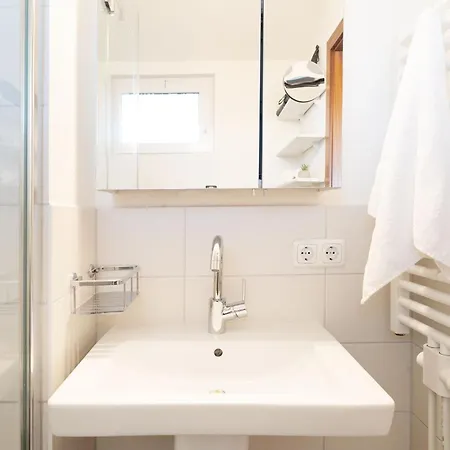 Schuetzenweg 6 Moguntia *