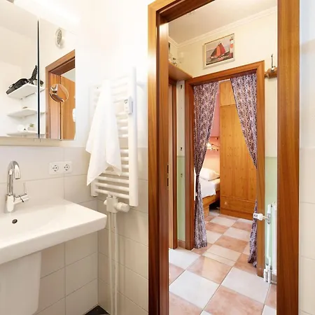 Schuetzenweg 6 Moguntia Апартаменты *